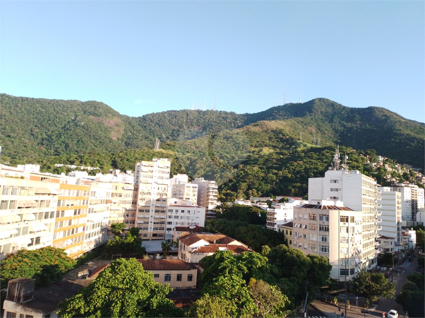 Apartamento à venda com 4 quartos, sendo 1 suíte, em Tijuca, Rio de Janeiro, RJ