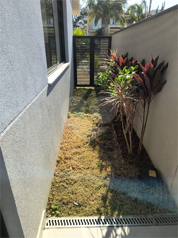 Casa à venda com 3 quartos, sendo 1 suíte, no condomínio Bella Città - Fazenda Rodeio, Mogi das Cruzes - SP