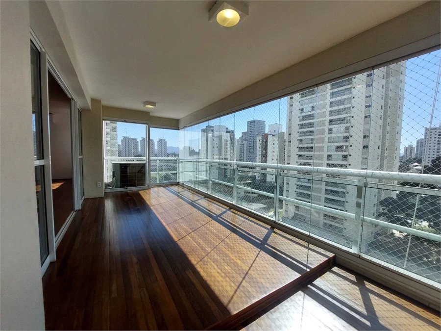 Apartamento à venda com 3 suítes em Vila Leopoldina, São Paulo, SP