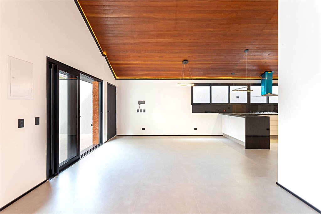 Casa Térrea à venda com 3 quartos, sendo 2 suítes, em Alto da Boa Vista, São Paulo, SP