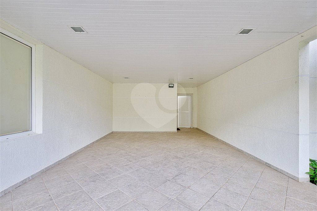 Casa à venda com 4 suítes no condomínio Solar Andaluz, São Paulo - SP