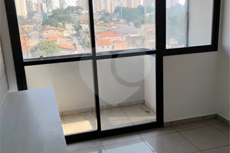 Vende-se apartamento na Vila Mascote