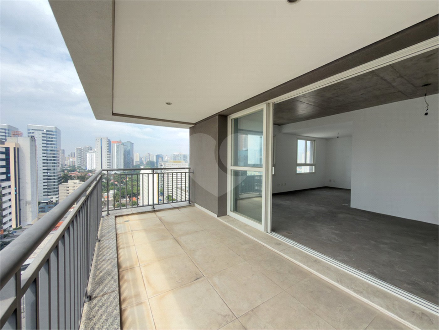 Apartamento à venda com 1 suíte em Cidade Monções, São Paulo, SP