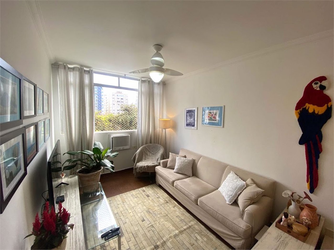 Apartamento com 3 dormitórios à venda, 95 m² por R$ 840.000,00 - Ponta da Praia - Santos/SP