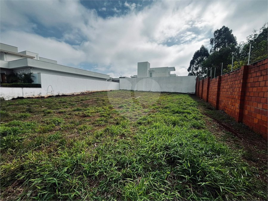 Terreno à venda no condomínio Residencial Golden Ville, Itapetininga - SP