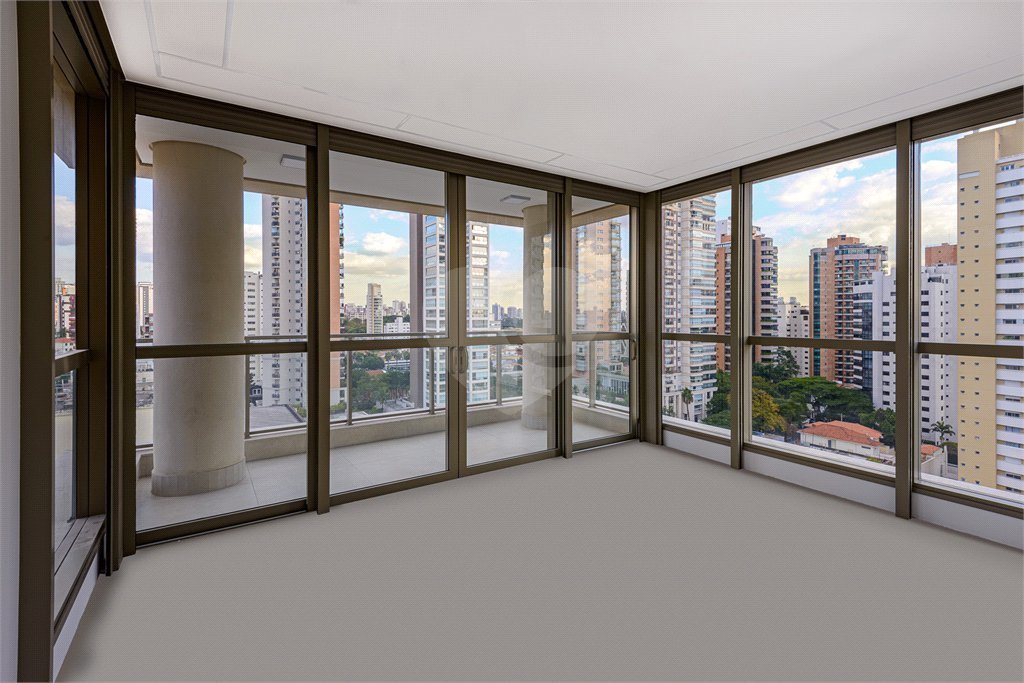Apartamento à venda com 4 suítes em Vila Mariana, São Paulo, SP