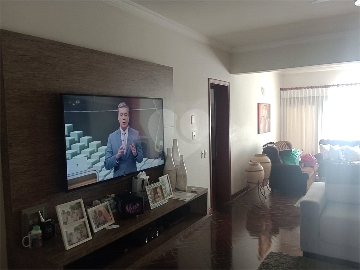 Casa à venda com 5 quartos, sendo 3 suítes, no Centro, Itapetininga, SP
