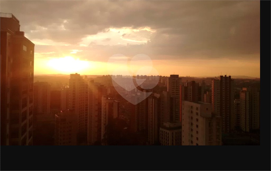 Cobertura à venda com 4 suítes em Vila Suzana, São Paulo, SP
