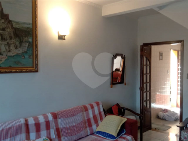 Casa à venda com 3 quartos, sendo 1 suíte,  em Vila Medeiros, São Paulo, SP