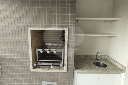 Apartamento à venda ou para alugar com 3 quartos, sendo 1 suíte,  em Parque Reboucas, São Paulo, SP