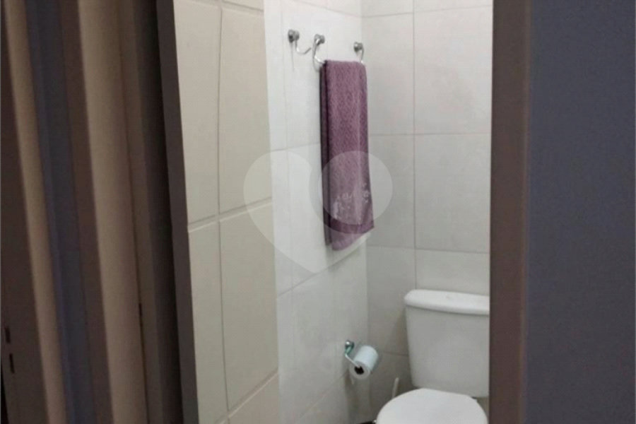 Casa à venda com 4 quartos, sendo 2 suítes, no condomínio Miro Carvalho - Pitinga, São Paulo - SP
