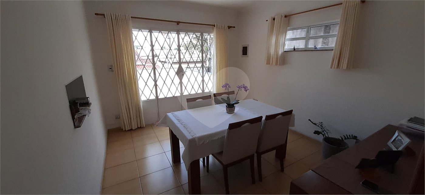 Sobrado à venda com 3 quartos, sendo 2 suítes, em Chácara Monte Alegre, São Paulo, SP