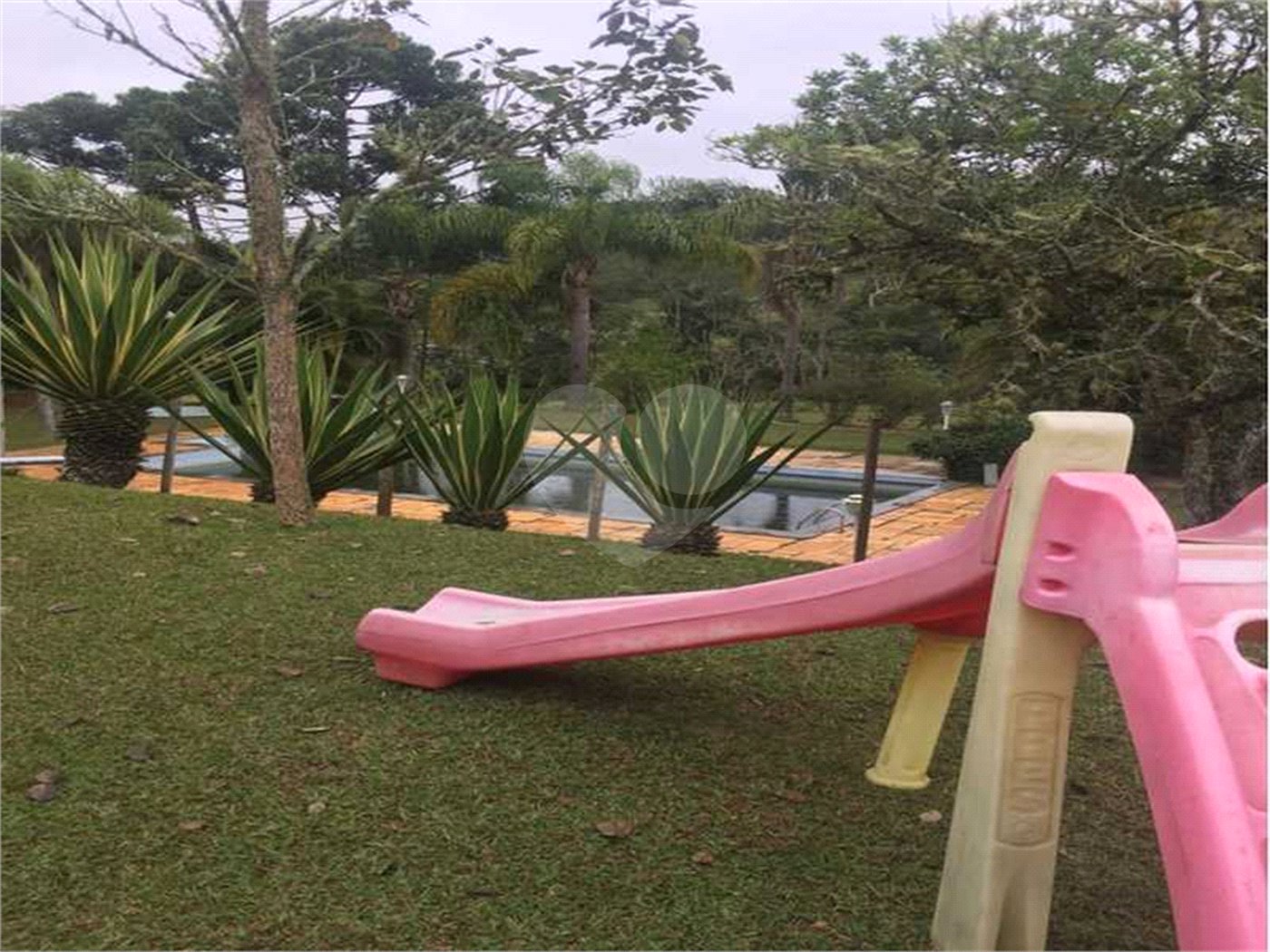 Sítio à venda com 5 quartos, sendo 4 suítes,  em Cocuera, Mogi das Cruzes, SP