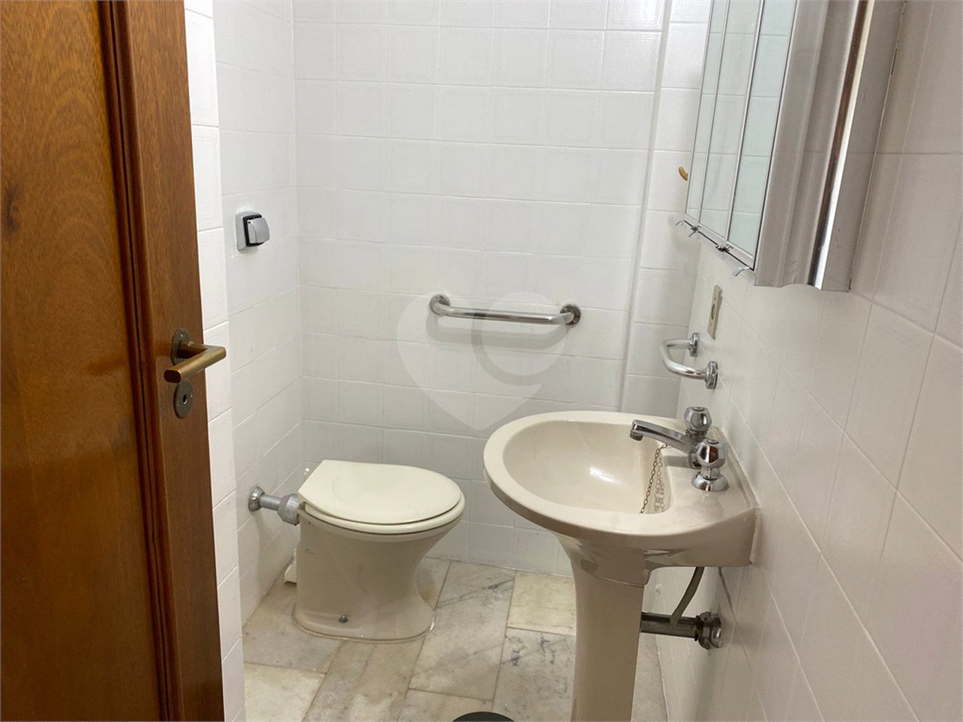 Apartamento à venda com 2 suítes em Morumbi, São Paulo, SP