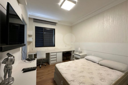 Apartamento à venda com 4 suítes em Tatuapé, São Paulo, SP