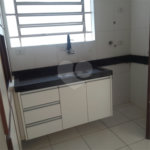 Casa à venda com 3 quartos, sendo 1 suíte, no Centro, Mogi das Cruzes, SP