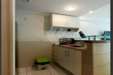 Cobertura à venda com 2 quartos, sendo 1 suíte, em Lagoa, Rio de Janeiro, RJ