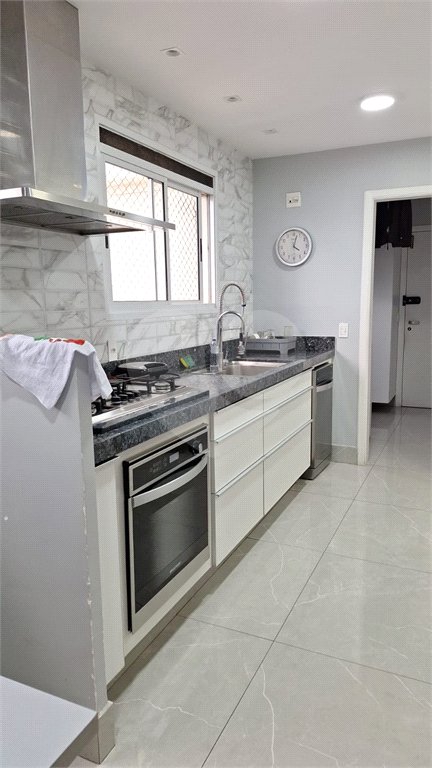 Apartamento para alugar com 3 suítes em Vila Gertrudes, São Paulo, SP