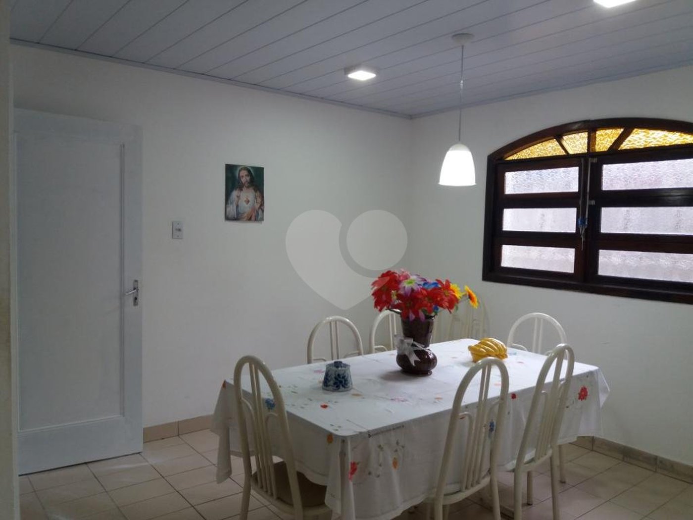 Casa à venda com 4 quartos, sendo 1 suíte,  em Jardim Helga, São Paulo, SP