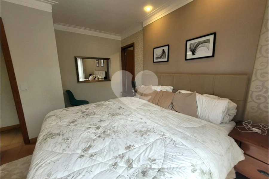 Casa à venda com 3 suítes no condomínio Parque Petrópolis 4 Secção, Mairiporã - SP