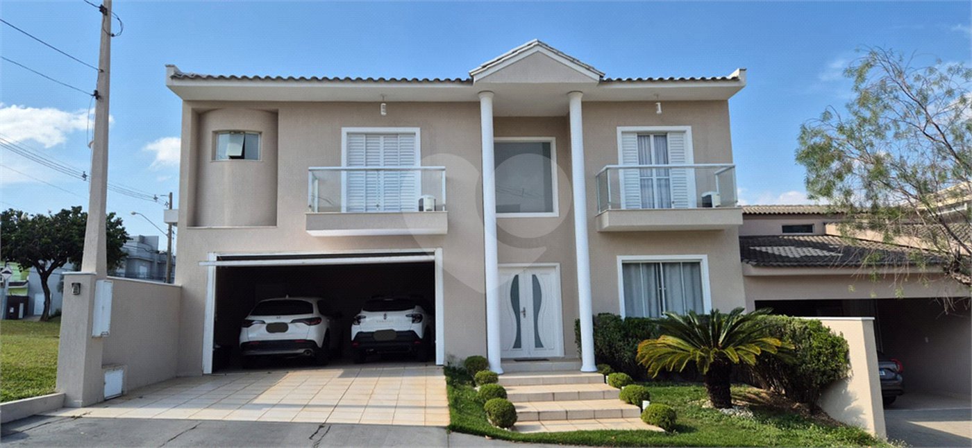 Casa à venda com 5 quartos, sendo 4 suítes, no condomínio Residencial Vilazul, Sorocaba - SP
