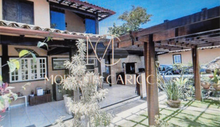 Casa em condomínio à venda com 3 quartos, sendo 1 suíte,  em Ferradura, Armação dos Búzios, RJ