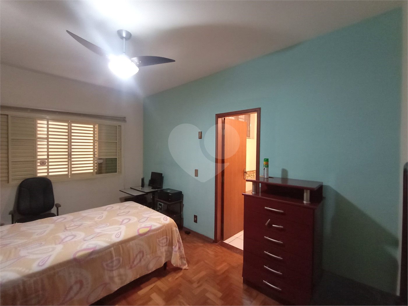 Casa à venda com 4 quartos, sendo 3 suítes,  no Centro, Itapetininga, SP