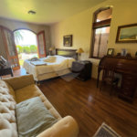 Casa à venda com 7 quartos, sendo 3 suítes,  em Jardim Colombo, Itapetininga, SP