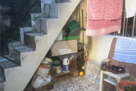 Sobrado à venda com 4 quartos em Jardim Japão, São Paulo, SP