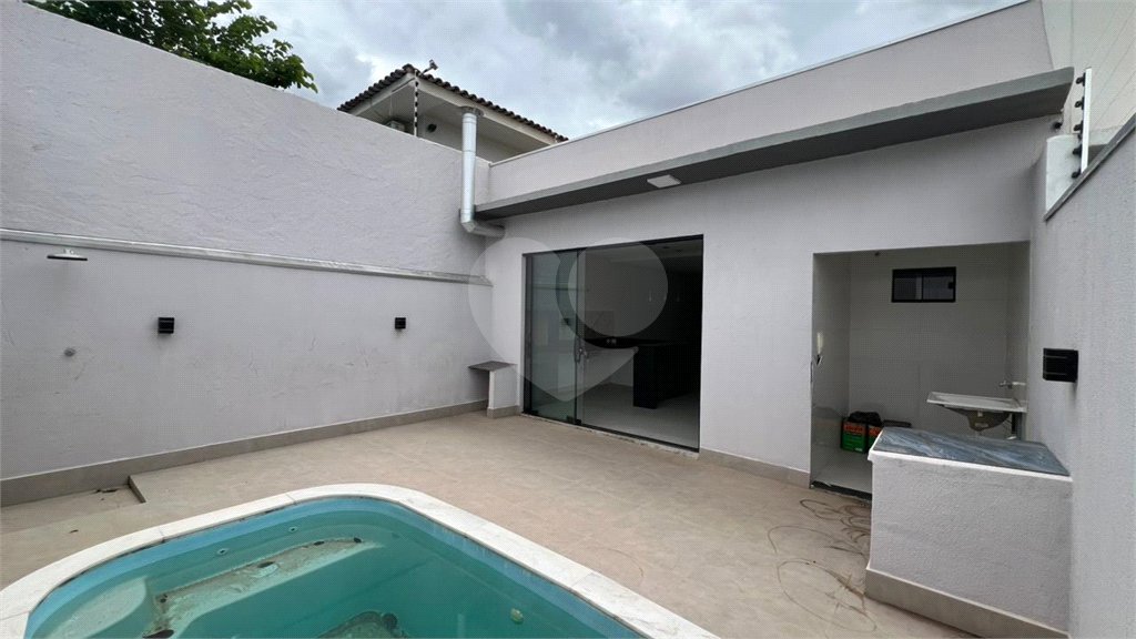 Casa Térrea à venda com 3 quartos, sendo 1 suíte, em Jardim Califórnia, Cuiabá, MT