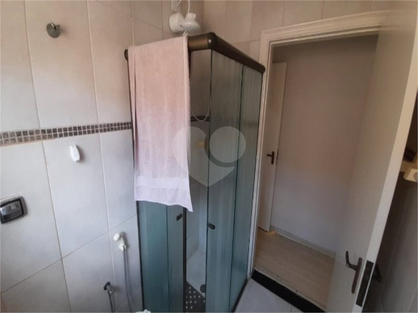 Sobrado à venda com 3 quartos, sendo 1 suíte, em Vila Guilherme, São Paulo, SP