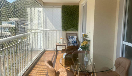 Apartamento à venda com 3 quartos, sendo 1 suíte,  em Horto, São Paulo, SP