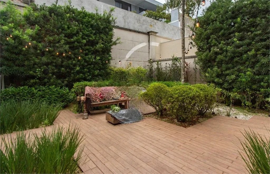Casa à venda com 4 suítes no condomínio Residencial Palazzo Reale, São Paulo - SP