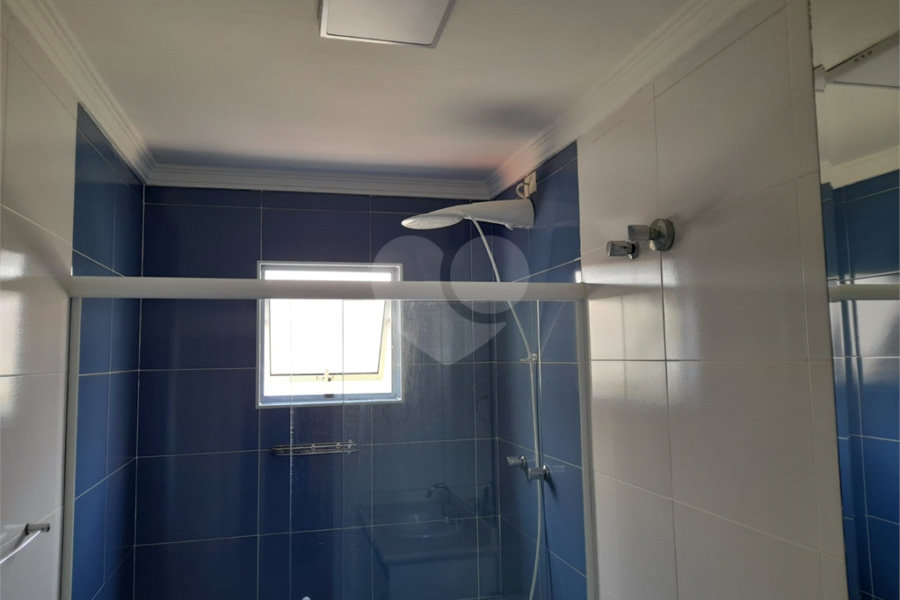 Sobrado à venda com 4 quartos, sendo 1 suíte, em Chora Menino, São Paulo, SP