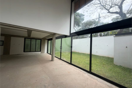 Casa à venda com 4 suítes no condomínio Rg 898 - Villa Boa Vista, São Paulo - SP