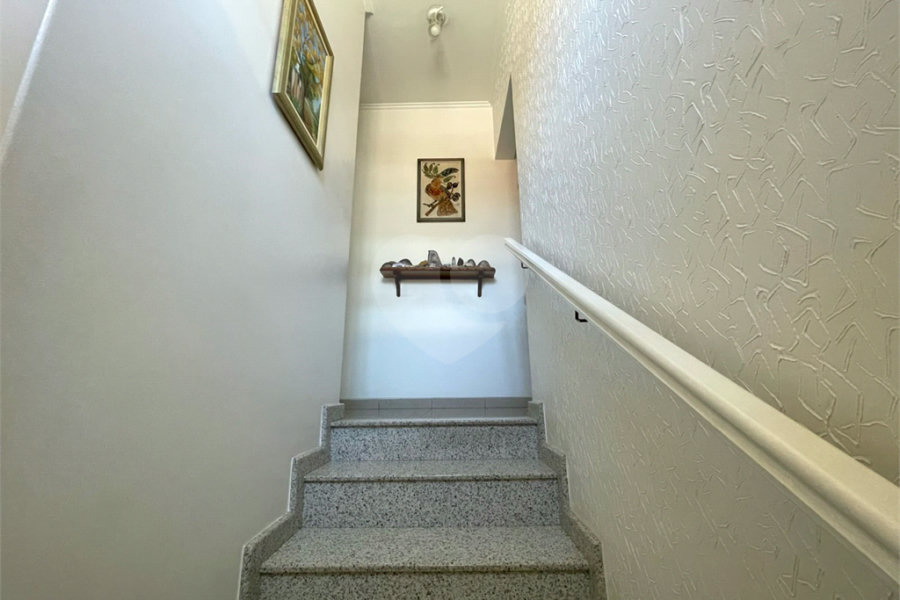 Sobrado à venda com 3 quartos, sendo 1 suíte, em Vila Paiva, São Paulo, SP