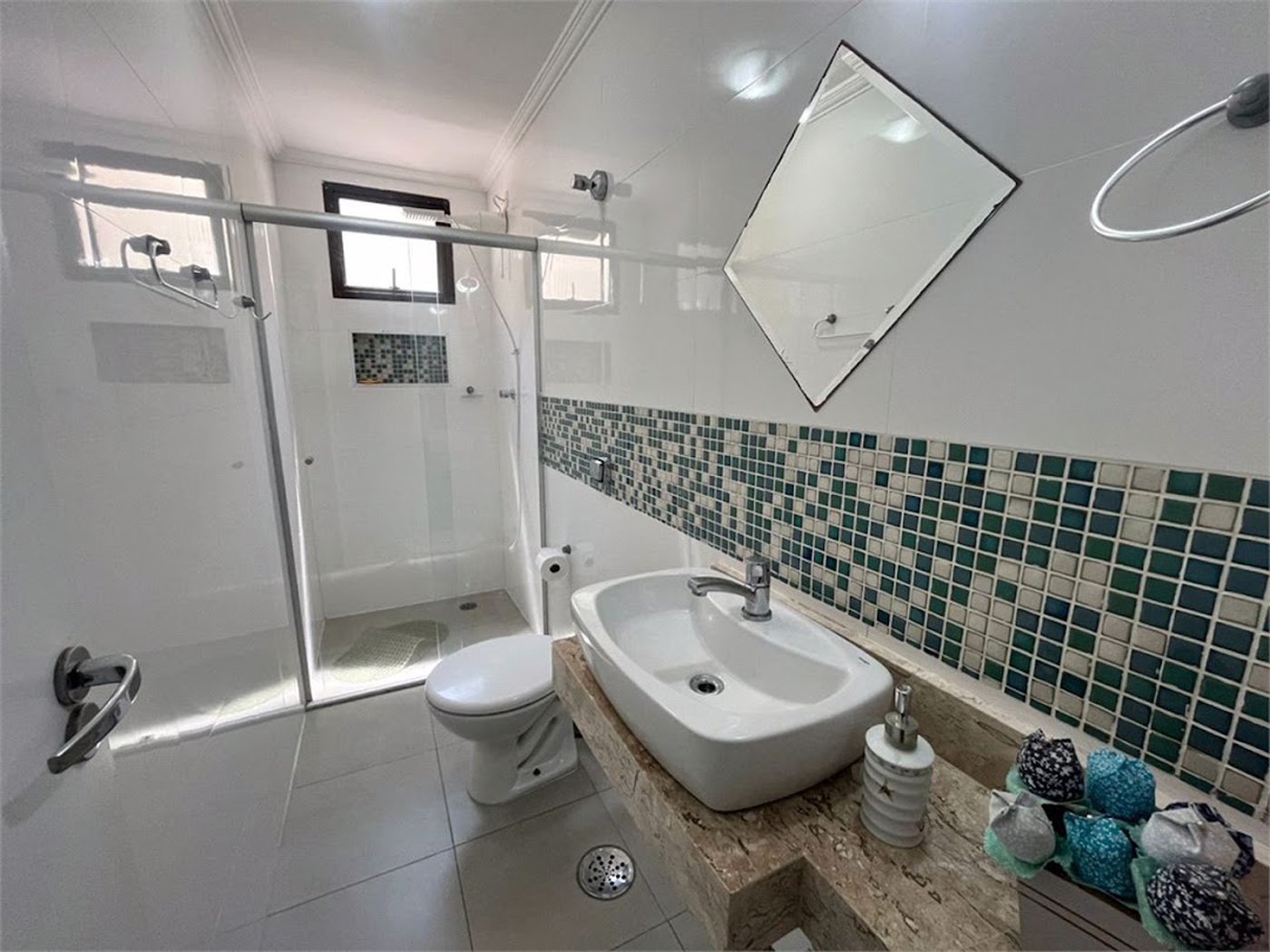 Apartamento à venda, 99 m² por R$ 530.000,00 - Jardim Las Palmas - Guarujá/SP