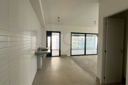 Apartamento à venda com 4 quartos, sendo 2 suítes,  em Pinheiros, São Paulo, SP