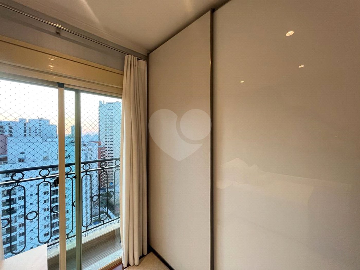 Apartamento à venda com 4 suítes em Santana, São Paulo, SP