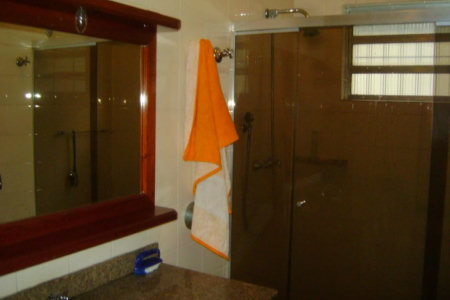 Casa à venda com 3 quartos, sendo 1 suíte, em Jardim Colombo, São Paulo, SP
