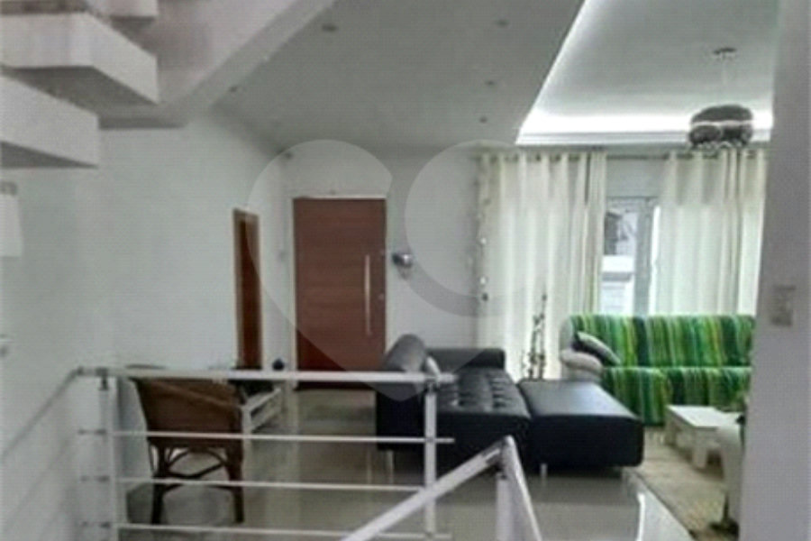 Sobrado à venda com 3 suítes em Tremembé, São Paulo, SP