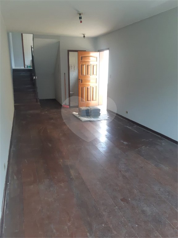 Sobrado à venda com 3 quartos, sendo 1 suíte, em Jardim Bonfiglioli, São Paulo, SP