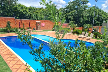 Indaiatuba - Condominio Viena - Terreno com 250 ms - sendo 10 ms de frente por 25,00 ms de fundos - área de lazer completa com academia, churrasqueira, piscina para adultos e crianças, playground e salão de festas.Segurança 24 horas -. Venha conhecer essa incrível oportunidade! R$ 420.000,00