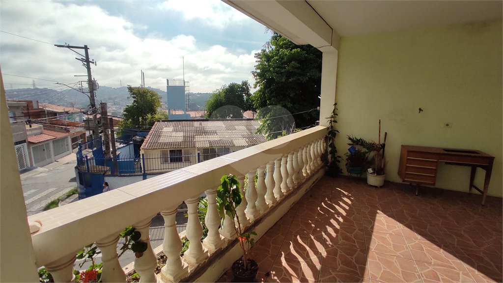 Sobrado à venda com 3 quartos, sendo 1 suíte, em Tremembé, São Paulo, SP