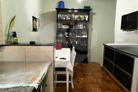Sobrado à venda com 5 quartos em Campos Elíseos, Ribeirão Preto, SP