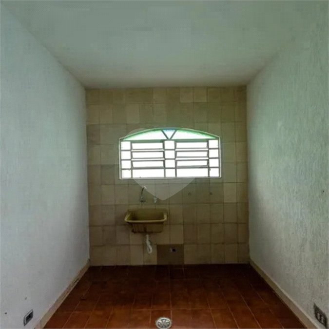 Sobrado à venda ou para alugar com 3 quartos, sendo 1 suíte, em Conjunto Residencial Vista Verde, São Paulo, SP
