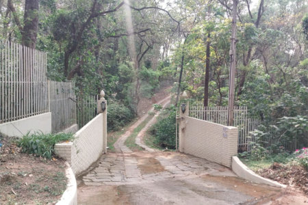 Chácara à venda ou para alugar com 3 quartos, sendo 1 suíte, em Chácaras Polozzi, Louveira, SP
