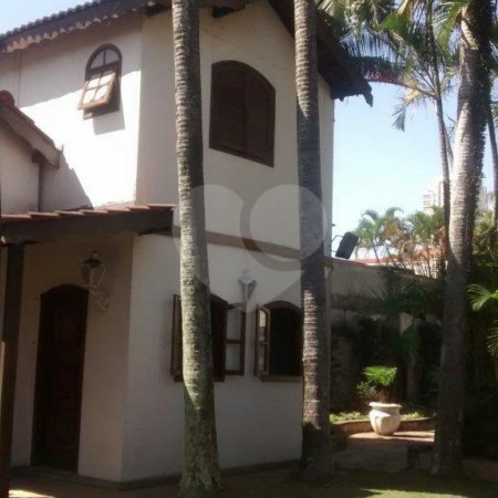 Casa à venda com 4 quartos, sendo 2 suítes, em Brooklin Velho, São Paulo, SP