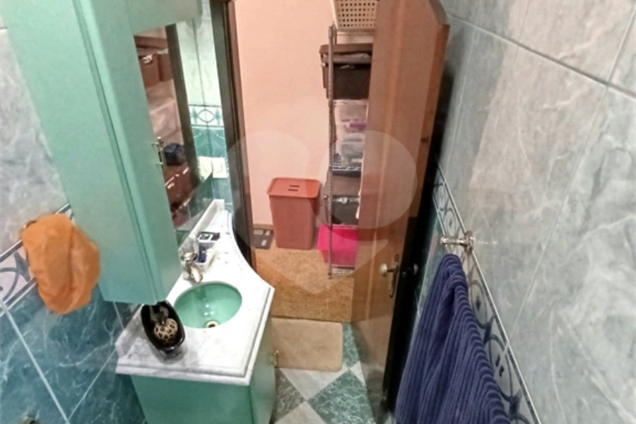 Sobrado à venda com 4 quartos, sendo 1 suíte, em Jaçanã, São Paulo, SP