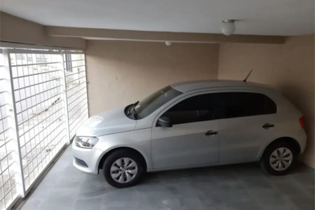 Sobrado à venda com 2 quartos em Km 18, Osasco, SP